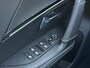 Peugeot 2008 1.2 PureTech GT-Line Adeptieve cruise control | voor en achter parkeersensoren | Achteruirijcamera | Elektrische handrem | Fabrieks navigatie
