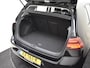 Volkswagen Golf 1.0 TSI Comfortline Business | Trekhaak | Navigatie | Stoelverwarming | Adaptief cruise control | App connect | Parkeersensoren v+a | 16"LMV