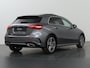Mercedes-Benz A-klasse 250e Business Solution AMG | Panoramaschuifdak | Premium Plus | Head-up display | Dodehoekassistent |