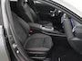 Mercedes-Benz A-klasse 250e Business Solution AMG | Panoramaschuifdak | Premium Plus | Head-up display | Dodehoekassistent |