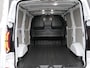 Ford E-Transit Custom 320 L1H1 Trend 65 kWh | 218pk | 2300kg trekgewicht | Camera | Cruise Control | CarPlay/Android Auto | Verwarmde Voorruit | Stoelverwarming