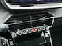 Peugeot 208 Hybrid 100 e-DCS6 Allure Automaat | Cruise control | Voor en achter parkeersensoren | Apple carplay & Android auto | Airco