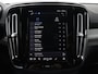 Volvo XC40 Recharge P8 AWD R Design | Trekhaak | Leder/Alcantara | Stoel & stuurverwarming | Keyless | Navigatie | Adaptive cruise | Carplay | Full LED