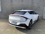Kia EV6 GT-Line 77.4 kWh | 16% bijtelling | El. Glazen Panodak | Meridian Sound | Head Up | Memory Seats | Stuur/stoelverw./vent. | LMV 20 inch