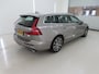Volvo V60 2.0 T6 Recharge AWD Inscription 340PK / Vol-Leder / Navi / Orig-NL / Carplay / AutoPilot / = DEALER ONDERHOUDEN !!