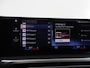 BMW 3-Serie 320e | M-Pakket | Panoramadak | Keyless go | Digitaal Dashboard | Apple Carplay/Android Auto | DAB | Cruise control adaptief |