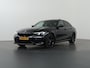 BMW 3-Serie 320e | M-Pakket | Panoramadak | Keyless go | Digitaal Dashboard | Apple Carplay/Android Auto | DAB | Cruise control adaptief |