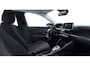 Peugeot 208 Style | Dashboard en deurpanelen in kunststof met carboneffect | Ecoled koplampen | Elektrisch verstelbare en verwarmbare buitenspiegels