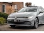 Volkswagen Golf 1.0 TSI Life 110 PK 1e Eig Adaptive Pano Sfeerverl. LED 17''