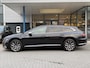 Volkswagen Arteon Shooting Brake 1.4 TSI eHybrid Elegance Business+ | Wegklapbare Trekhaak | Stoelverwarming | Stuurwielverwarming | Camera | Side Assist | Comfort stoelen elektrisch verstelbaar