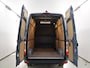 Mercedes-Benz Sprinter 317 CDI | Aut. | L2 H2 | Pro | 3 zits | Stoelverwarming | Achteruitrijcamera | Betimmering | Laadvloer | Apple Carplay / Android Auto | Certified