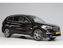 BMW X1 SDrive20i Orange Edition II | head-up | adap. cruise | achteruitrijcamera | keyless entry | trekhaak | leder sport | 192 PK