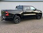 Dodge Ram 5.7 HEMI V8 Night Edition | LIMITED | Luchtvering | Panorama | LPG