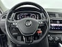 Volkswagen Tiguan 1.5 TSI ACT Highline Business R | 19 inch velgen | Trekhaak | head-up display | Panoramadak | Elektrische achterklep |