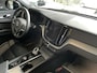 Volvo XC60 2.0 T6 Plug-in hybrid AWD Plus Black Edition | Adaptieve Cruise Control | Panoramadak | Stoel en Stuurverwarming | Dodehoek Detectie | 21" |