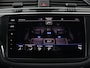 Volkswagen Tiguan 1.4 TSI eHybrid R Line | Trekhaak | Matrix LED | Carplay | Adaptive cruise | Park Assist | Navigatie | Keyless | Virtual Cockpit | Parkeerhulp | PHEV | Plug In