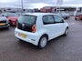 Volkswagen Up! 1.0 65pk | Camera achter | Cruise control | Airco automatisch | Parkeersensoren achter | DAB radio | Led dagrijverlichting