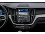 Volvo XC60 2.0 T6 Plug-in hybrid AWD Plus Black Edition | Adaptieve Cruise Control | Panoramadak | Stoel en Stuurverwarming | Dodehoek Detectie | 21" |