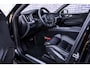 Volvo XC60 2.0 T6 Plug-in hybrid AWD Plus Black Edition | Adaptieve Cruise Control | Donker Glas | Panoramadak | Stoel en Stuurverwarming | Dodehoek Detectie | 21" |