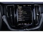 Volvo XC60 2.0 T6 Plug-in hybrid AWD Plus Black Edition | Adaptieve Cruise Control | Donker Glas | Panoramadak | Stoel en Stuurverwarming | Dodehoek Detectie | 21" |