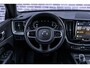 Volvo XC60 2.0 T6 Plug-in hybrid AWD Plus Black Edition | Adaptieve Cruise Control | Donker Glas | Panoramadak | Stoel en Stuurverwarming | Dodehoek Detectie | 21" |