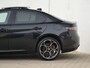Alfa Romeo Giulia 2.0 Turbo 280 PK Competizione Q4 AWD | Pano | Veloce | 19"