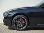 Alfa Romeo Giulia 2.0 Turbo 280 PK Competizione Q4 AWD | Pano | Veloce | 19"