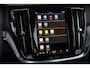 Volvo V60 2.0 B3 Essential Edition | Sport Pack | 19" Black Edition Velgen | Leder | Adaptieve Cruise Control | Stoelverwarming | Park Assist |