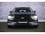 Volvo V60 2.0 B3 Essential Edition | Sport Pack | 19" Black Edition Velgen | Leder | Adaptieve Cruise Control | Stoelverwarming | Park Assist |