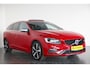 Volvo V60 2.0 T4 R-Design / Opendak / Leder / Trhaak / Cam / Org NL