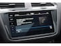 Volkswagen Tiguan 1.4 TSI 245 PK eHybrid R-Line BNS+ PHEV, Panoramadak, Trekhaak, IQ-Light