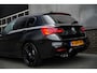 BMW 1-Serie 125i 218 pk M-Sportpakket / Schuif-Dak/ Harman&Kardon/ Xenon-Led/ Sport-Uitlaat/ Park.Sens/ Sport-Stoelen/ Stoel.Verw/ 19'' LMV