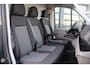 Volkswagen Crafter 35 2.0 TDI 140pk AUT L3H3 Exclusive | Adaptive Cruise | Camera | 19" LMV | Stylingpakket | LED