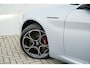 Alfa Romeo Giulia 2.0 Turbo 280 PK Competizione Q4 AWD | Harman | Veloce | 19"