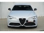 Alfa Romeo Giulia 2.0 Turbo 280 PK Competizione Q4 AWD | Harman | Veloce | 19"