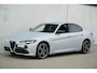 Alfa Romeo Giulia 2.0 Turbo 280 PK Competizione Q4 AWD | Harman | Veloce | 19"