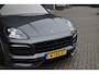 Porsche Cayenne Coupé 3.0 E-Hybrid SportDesign Techart | Pano | ACC | 22'' Wielen | PDLS+ Matrix | Alcantara dakhemel | Matrix PDLS+ |