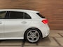 Mercedes-Benz A-klasse 200 Business Solution AMG | LED | 18' inch | Sportstoelen | Parkeerassistent | Navigatie | NAP