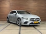Mercedes-Benz A-klasse 200 Business Solution AMG | LED | 18' inch | Sportstoelen | Parkeerassistent | Navigatie | NAP