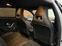 Mercedes-Benz A-klasse 200 Business Solution AMG | LED | 18' inch | Sportstoelen | Parkeerassistent | Navigatie | NAP