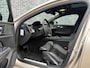 Volvo V60 T6 Recharge AWD Plus Dark | Panoramadak | Harman & Kardon Audio | Adaptive Cruise control| Stoel & stuurverwarming | Achteruitrijcamera | Exterieur styling kit | 19'' Polestar Engineerd velgen |