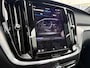 Volvo V60 T6 Recharge AWD Plus Dark | Panoramadak | Harman & Kardon Audio | Adaptive Cruise control| Stoel & stuurverwarming | Achteruitrijcamera | Exterieur styling kit | 19'' Polestar Engineerd velgen |