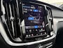 Volvo V60 T6 Recharge AWD Plus Dark | Panoramadak | Harman & Kardon Audio | Adaptive Cruise control| Stoel & stuurverwarming | Achteruitrijcamera | Exterieur styling kit | 19'' Polestar Engineerd velgen |