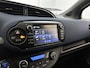 Toyota Yaris 1.5 Hybrid Premium Bi-Tone | Stoelverwarming | Navigatie | Climate Control | Safety Sense | Camera |