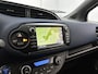 Toyota Yaris 1.5 Hybrid Premium Bi-Tone | Stoelverwarming | Navigatie | Climate Control | Safety Sense | Camera |