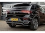 Volkswagen T-Roc 1.5 TSI Sport Business R-line | Panorama | DSG | Keyless | Trekhaak | Led | ACC | Virtual | 19' inch |