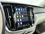Volvo V60 B4 Plus Dark | 19" | Panoramadak | Full LED | Getint Glas | Elektr. verst. Stoelen | Adaptieve Cruise | BLIS | Stoel/Stuur/Achterbankverwarming