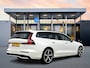 Volvo V60 B4 Plus Dark | 19" | Panoramadak | Full LED | Getint Glas | Elektr. verst. Stoelen | Adaptieve Cruise | BLIS | Stoel/Stuur/Achterbankverwarming