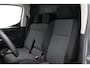 Toyota ProAce City 1.5 D-4D Cool Comfort | Trekhaak | Cruise Control | Airco | Bluetooth | 3-zits | Betonplex | 15 inch