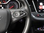 Opel Grandland X SUV Innovation 130PK | 1ste eigenaar | Navigatie | Panoramadak | Rondomzicht Camera | LED Koplampen | Elektrische Achterklep met Sensor | Dodehoek Detectie | Keyless Entry/Start | Climate Control | Cruise Control | 18" Lichtmetalen Velgen | Apple Carplay/Android Auto |